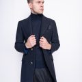 Vyriškas tamsiai mėlynas paltas