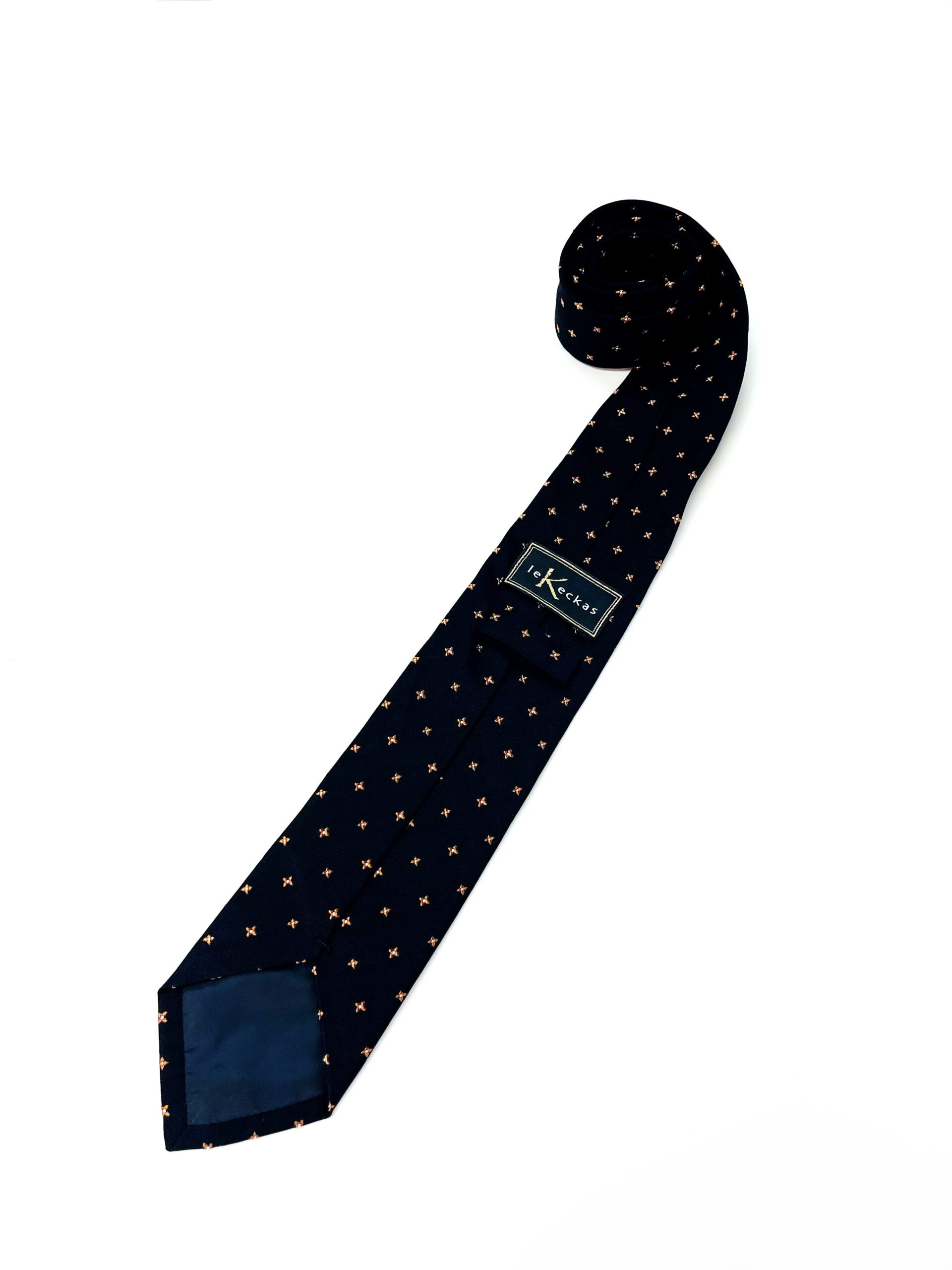 Natūralaus šilko juodas kaklaraištis su kryželio raštu - Image 2