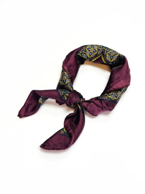 Natūralaus šilko bordo kaklaskarė su raštais